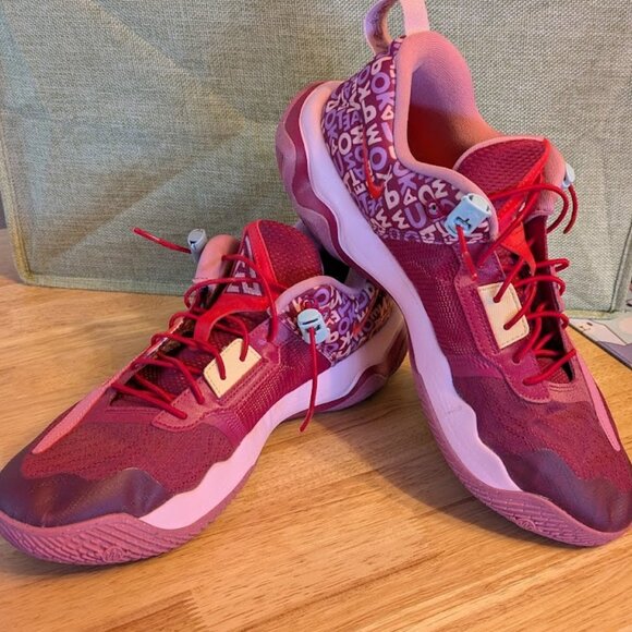 Men's US Size 11 Nike Giannis Immortality 3 Basketball Shoes (DZ7533-600) - Picture 1 of 9